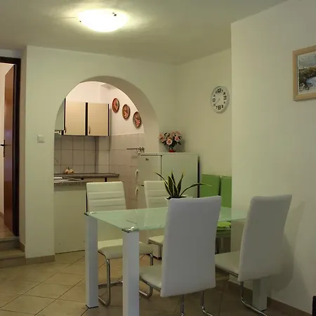 Ana - Apartament