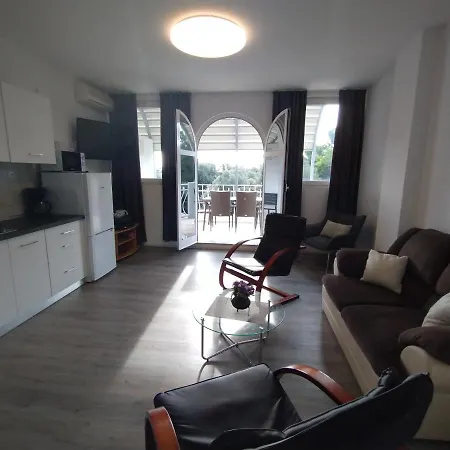 Ana - Appartement *