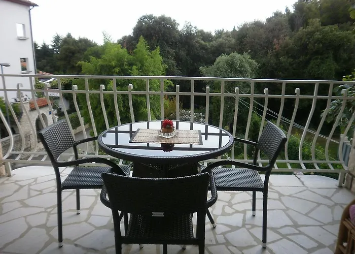 Ana - Apartment *