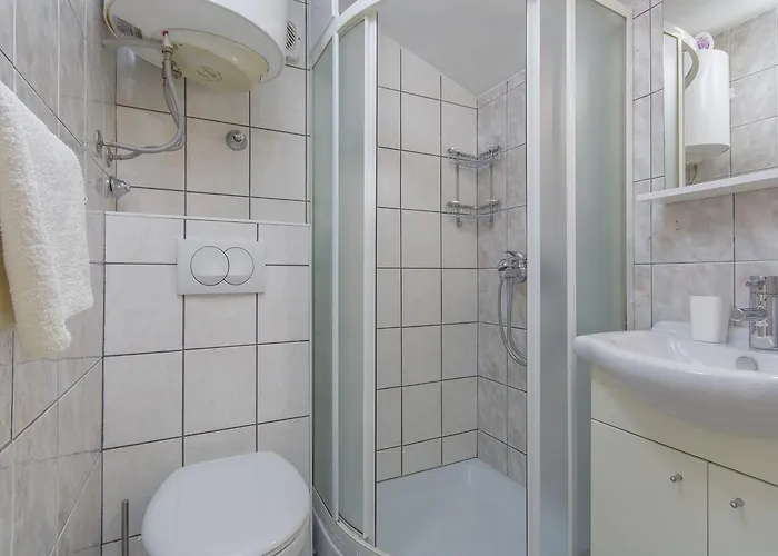 Ana - Apartment
