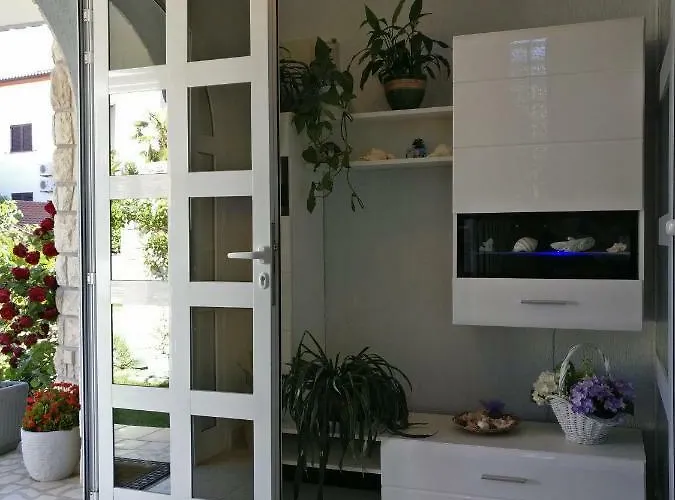 Ana - Apartment *